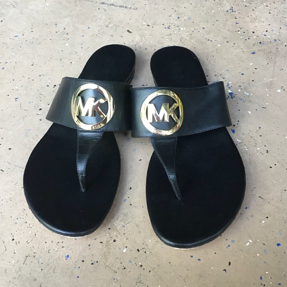 Michael KORS MK Thong Sandal